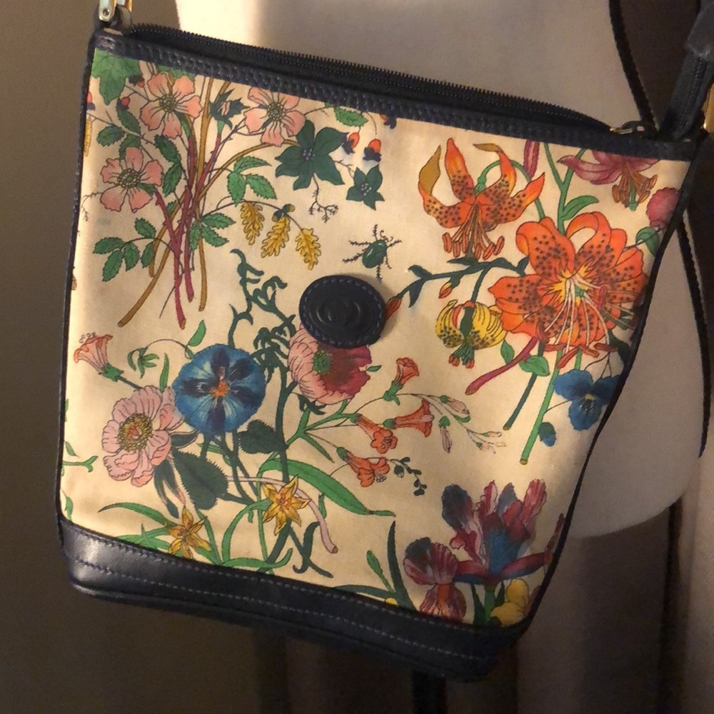 Gucci authentic vintage canvas with blue leather crossbody - Picture 14 of 15